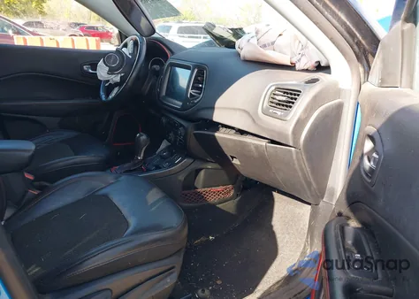 2018 Jeep Compass Trailhawk 4X4 z USA, uszkodzony, nr VIN 3C4NJDDB5JT299382